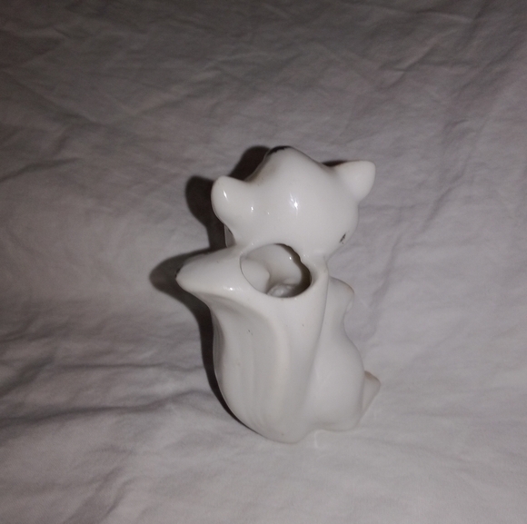 Vintage Skunk Toothpick Holder Made In Japan MCM Mid Century Modern. 3" tall - Picture 3 of 9
